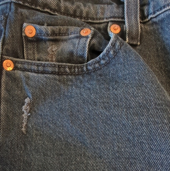 Women's Levi's Wedgie Straight Fit Dark Wash Button Fly Jeans Size 26 EUC - Picture 7 of 9